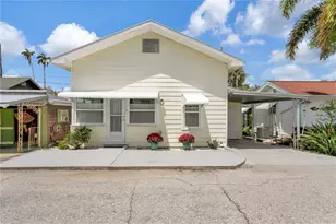 14 Braden Castle Dr, Bradenton, FL 34208 - Photo 1