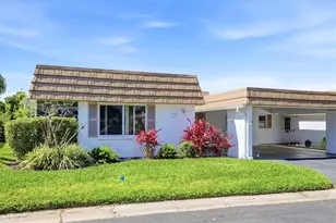 2548 Riverbluff Pkwy, Sarasota, FL 34231 - Photo 1