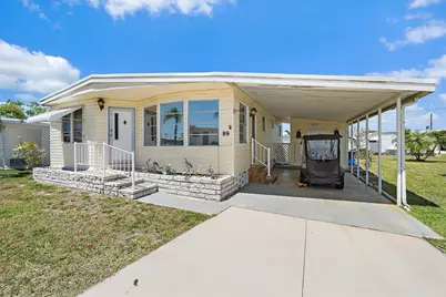 89 Del Rio Drive, Palmetto, FL 34221 - Photo 1