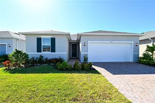 3551 74th Ave Circle E, Sarasota, FL 34243 - Photo 1