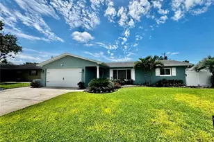6232 33rd Ave N, Saint Petersburg, FL 33710 - Photo 1