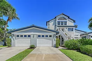1203 Siesta Bayside Dr, Sarasota, FL 34242 - Photo 1