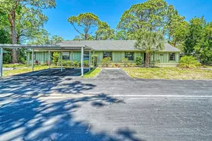 5056 Barrington Cir, Sarasota, FL 34234 - Photo 1