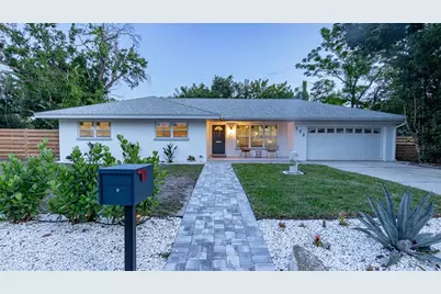 590 45th Street, Sarasota, FL 34234 - Photo 1