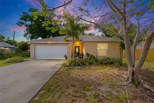 1111 38th St W, Bradenton, FL 34205 - Photo 1