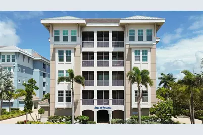 395 Aruba Circle #102, Bradenton, FL 34209 - Photo 1
