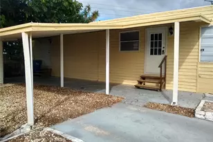 205 52nd Ave Dr W, Bradenton, FL 34207 - Photo 1