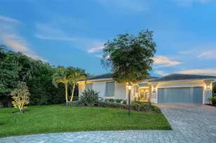 7700 Sandhill Lake Dr, Sarasota, FL 34241 - Photo 1