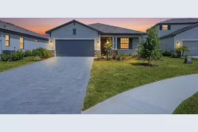 5309 Seal Isle Court, Bradenton, FL 34211 - Photo 1