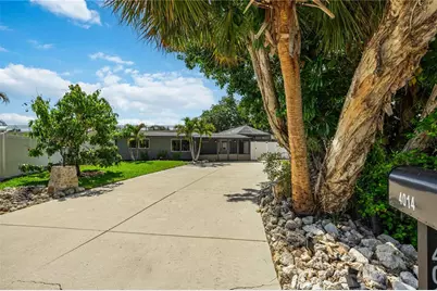 4014 Radnor Place, Sarasota, FL 34233 - Photo 1