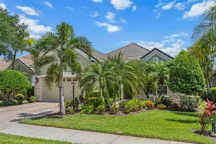 12037 Thornhill Ct, Lakewood Ranch, FL 34202 - Photo 1