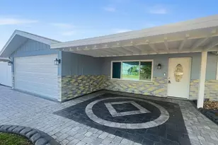 5521 Yorkshire Way, Sarasota, FL 34231 - Photo 1