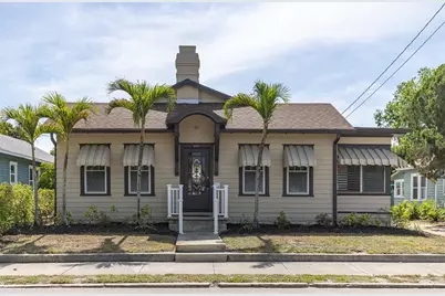 1221 18th Street W, Bradenton, FL 34205 - Photo 1