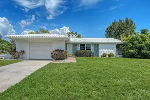2822 Safe Harbor Cir, Sarasota, FL 34231 - Photo 1