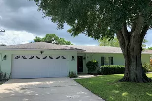 1901 39th St W, Bradenton, FL 34205 - Photo 1
