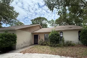 172 Shady Pine Ln, Nokomis, FL 34275 - Photo 1