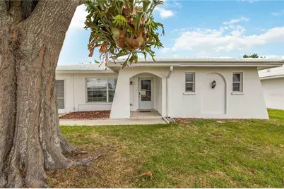 4001 Chinaberry Road, Bradenton, FL 34208 - Photo 1