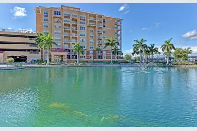 808 3rd Avenue W #301, Bradenton, FL 34205 - Photo 1