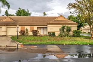 3605 57th Ave Dr W, Bradenton, FL 34210 - Photo 1