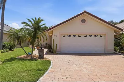 211 Carriage House Lane #211, Nokomis, FL 34275 - Photo 1