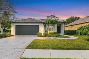 10114 Glenmore Ave, Bradenton, FL 34202 - Photo 1