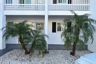 1605 Leisure Dr, Bradenton, FL 34207 - Photo 1