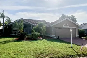 4011 72nd Ave E, Sarasota, FL 34243 - Photo 1