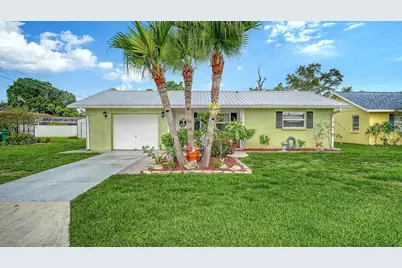1003 21st Avenue W, Palmetto, FL 34221 - Photo 1