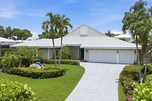 1511 N Lake Shore Dr, Sarasota, FL 34231 - Photo 1