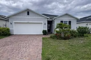 3550 74th Ave Cir E, Sarasota, FL 34243 - Photo 1