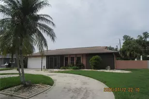 1305 Lucaya Ave, Venice, FL 34285 - Photo 1