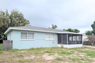 1708 Bayshore Gardens Pkwy, Bradenton, FL 34207 - Photo 1