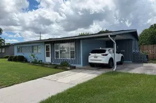 2308 Bayshore Gardens Pkwy, Bradenton, FL 34207 - Photo 1