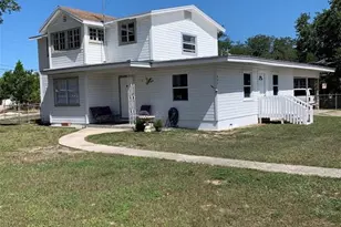 402 S Franklin St, Sebring, FL 33870 - Photo 1