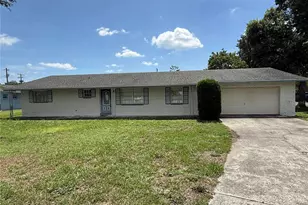 1313 Magdalene Ct E, Lakeland, FL 33801 - Photo 1