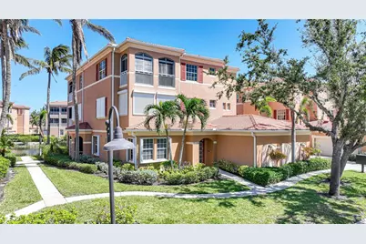 3228 Sunset Key Circle #101, Punta Gorda, FL 33955 - Photo 1