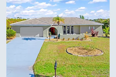 138 Peckham Street SW, Port Charlotte, FL 33952 - Photo 1