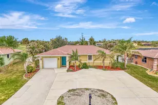 24 Oakland Hills Ct, Rotonda West, FL 33947 - Photo 1