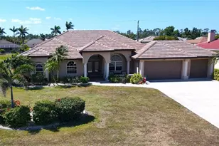 569 Royal Poinciana, Punta Gorda, FL 33955 - Photo 1