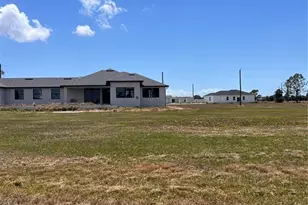 15 Rudder Ln, Placida, FL 33946 - Photo 1