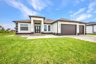 15 Tournament Rd, Rotonda West, FL 33947 - Photo 1