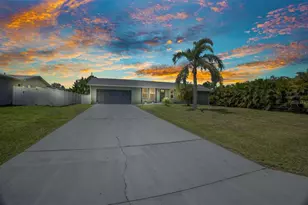 457 Glenridge Ave NW, Port Charlotte, FL 33952 - Photo 1