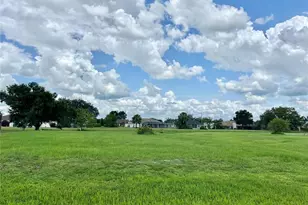 176 Seasons Dr, Punta Gorda, FL 33983 - Photo 1