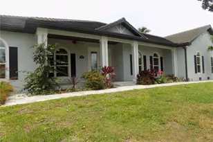 329 Bayridge Pl, Punta Gorda, FL 33950 - Photo 1