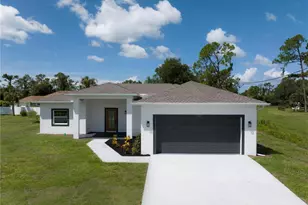 5574 Fairlane Dr, North Port, FL 34288 - Photo 1