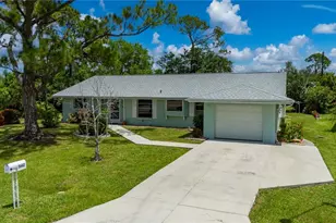 542 Lakehurst Ave NW, Port Charlotte, FL 33952 - Photo 1