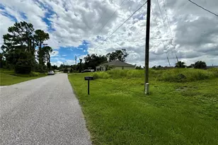 Namiot Circle, North Port, FL 34288 - Photo 1