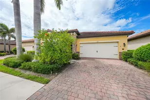 131 Ventosa Pl, Nokomis, FL 34275 - Photo 1