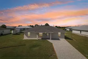 9010 S Indio Cir, Labelle, FL 33935 - Photo 1