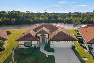 1946 Cove Pointe Dr, Venice, FL 34293 - Photo 1